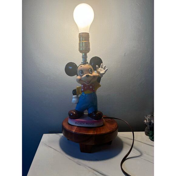 Vintage 1970s Disney Productions Mickey Mouse Ceramic Lamp – Works Great! - Picture 11 of 11